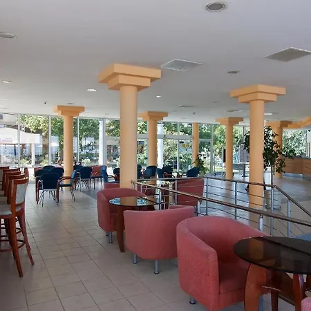 Dolphin All Inclusive Hotell 4*