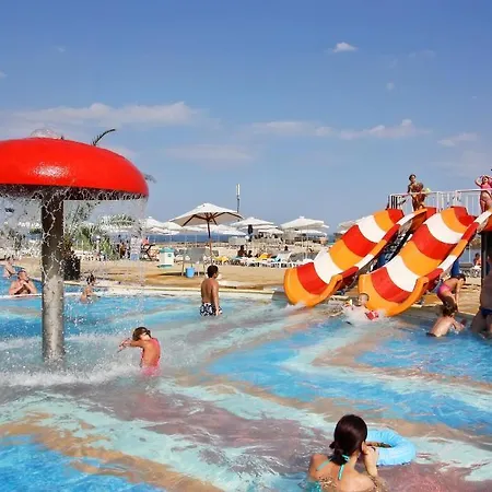 Dolphin All Inclusive Hotell 4*