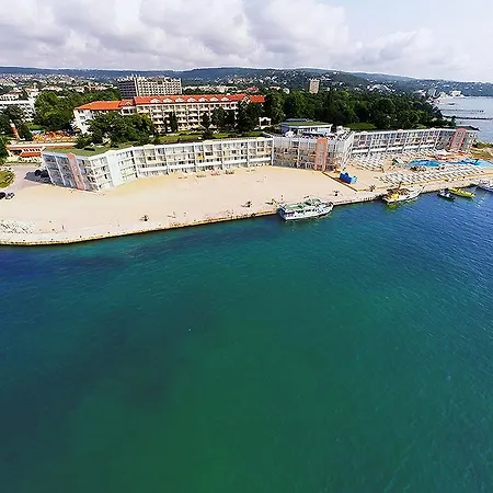 Dolphin All Inclusive Hotell 4*