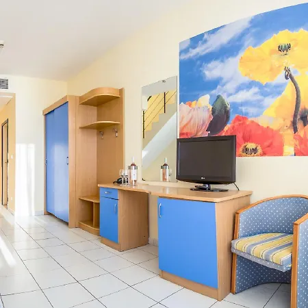 Hotell Dolphin All Inclusive 4*