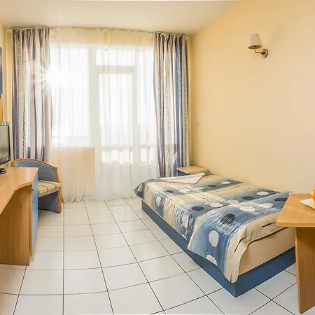 Dolphin All Inclusive Hotell