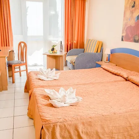 Hotel Dolphin All Inclusive 4*